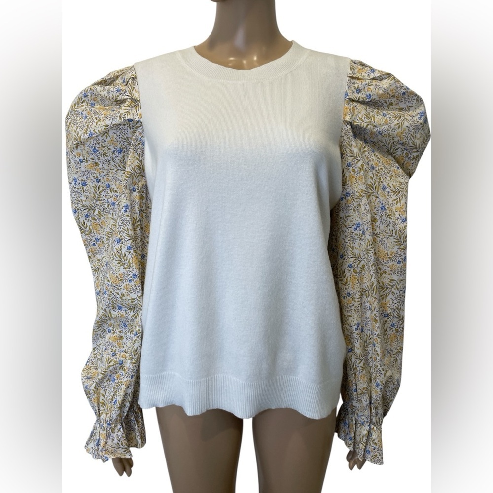 Fate Floral Puff Sleeve Top - White and Blue size L